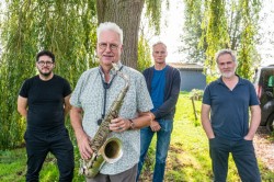 1-DdG-Festive-Quartet-foto-Ruud-van-der-Graaf-2048x1367.jpg