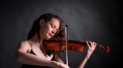 Onder Einaudi’s Vleugels