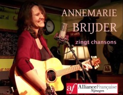 31 oktober 2023 Annemare Brijder in Thiemeloods Theater Nijmegen.jpg