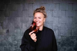 Te gast: Troupe Courage/ Katrien van Beurden