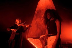 Yes-Girl