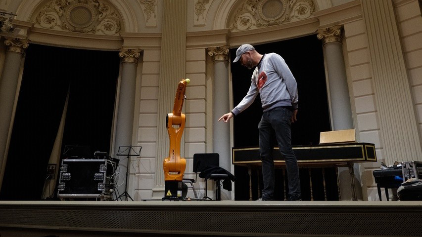 Robotarm----Beeld-Bram-Ellens.png