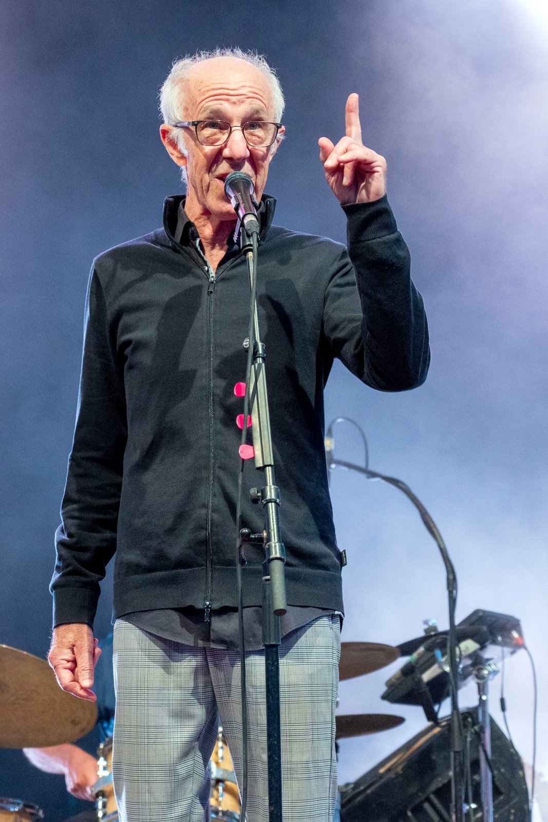 Raymond van het Groenewoud in het .Openluchttheater  de Goffert Nijmegen 2024.