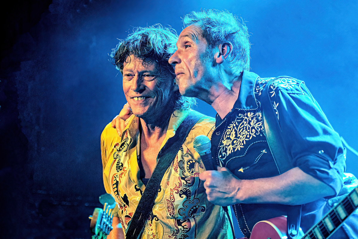 Tuxedo Bux in Merleyn 04