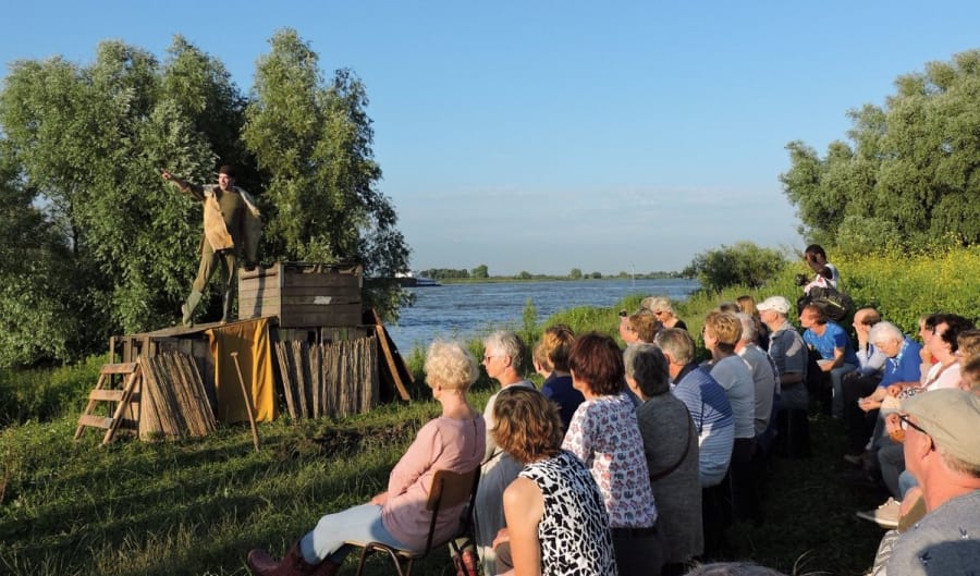 9 x theater om de zomer mee in te gaan - Theatergroep Witte Wolven