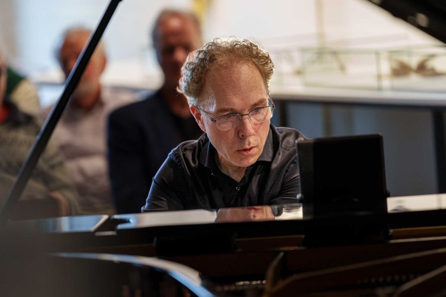 Uitdagend klankenfestijn Ralph van Raat in Marzee