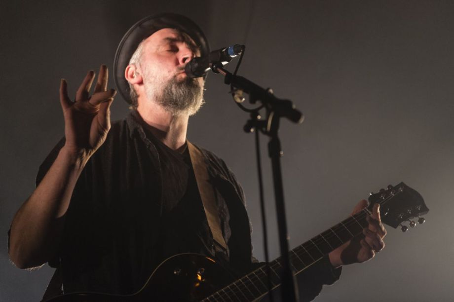 Singer-songwriter Fink geeft Doornroosje kippenvel