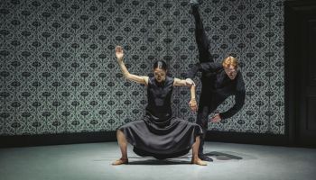 Iets geks en iets wonderschoons: de jubileumvoorstelling Sol & Paul XXX van Nederlands Dans Theater.