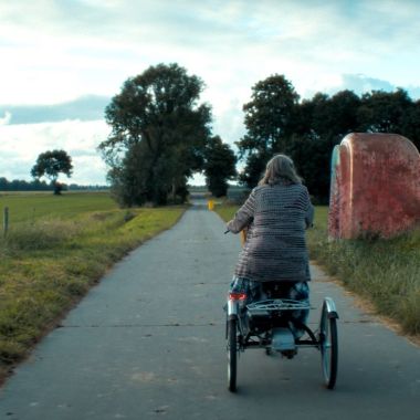 Een gootsteen(drama) in Devon en kalveriglo’s in Noord-Oost Groningen