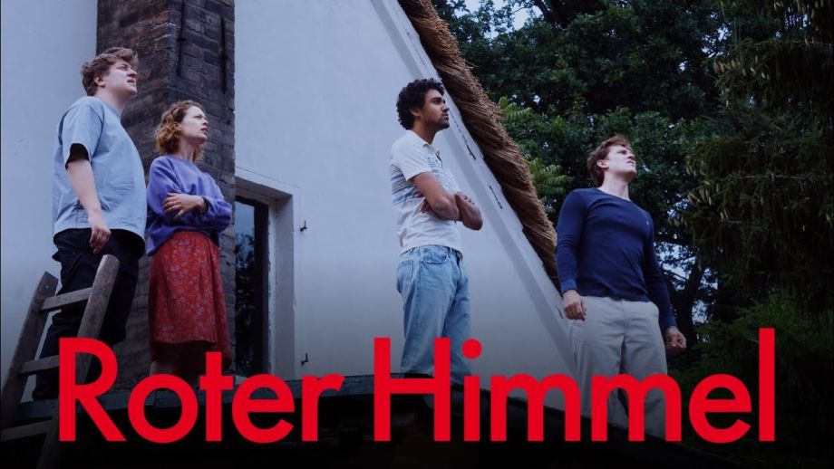 Roter Himmel versus Les Amandiers