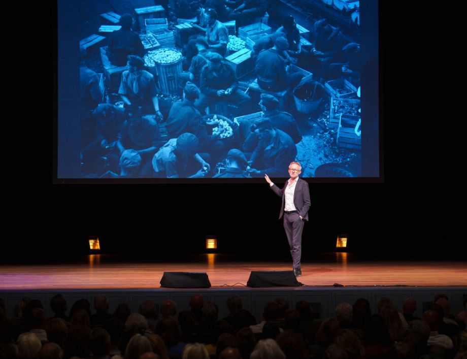 Revolusi: een levende geschiedenis