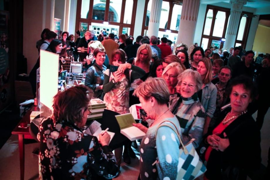 Nijmeegs boekenfeest druk bezocht