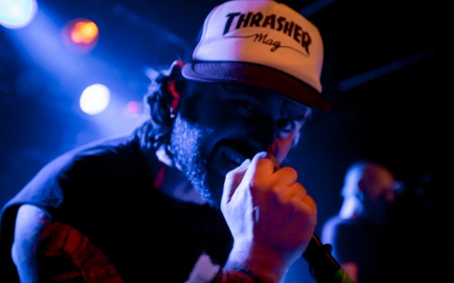 Veel Johnny’s en Marina’s in T-shirts van Metallica bij Fleddy Melculy