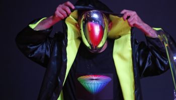 Moving Futures: Dans 2.0