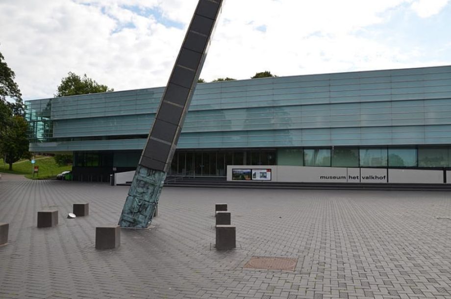 Een stad en een museum - serieus: wat willen we ermee?