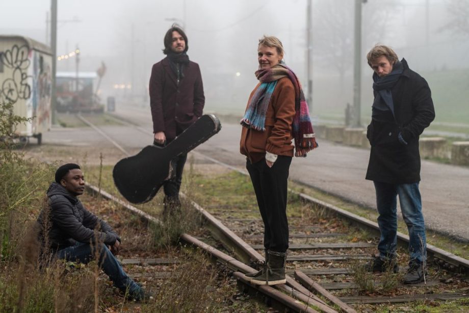 Er gebeuren mooie dingen in lelijke ruimtes: Laura van Dolron opent nieuw podiumseizoen van LUX